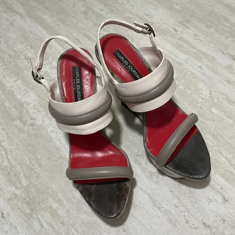 Charles Jourdan GLEE Slingback
Wedge Sandals *7 - Picture 5 of 7